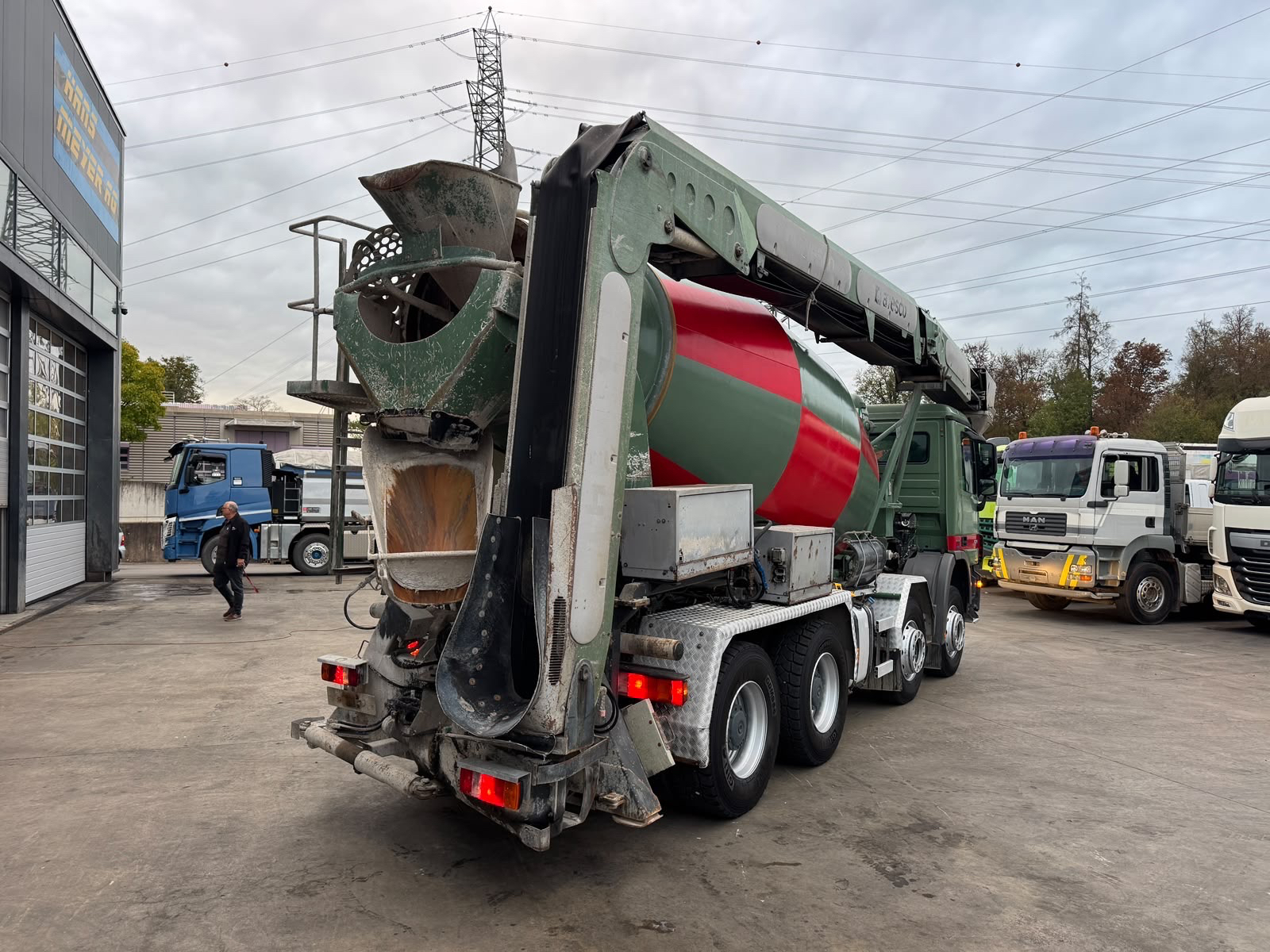 MERCEDES - Actros 3241 9m3