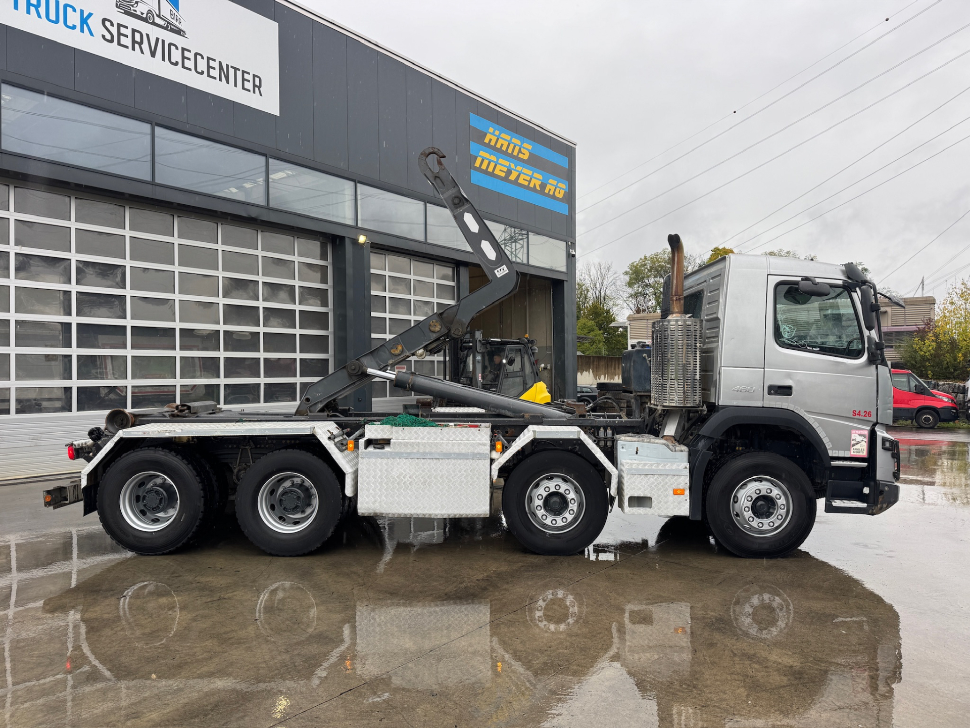 VOLVO - FMX-460 8x4 UT26
