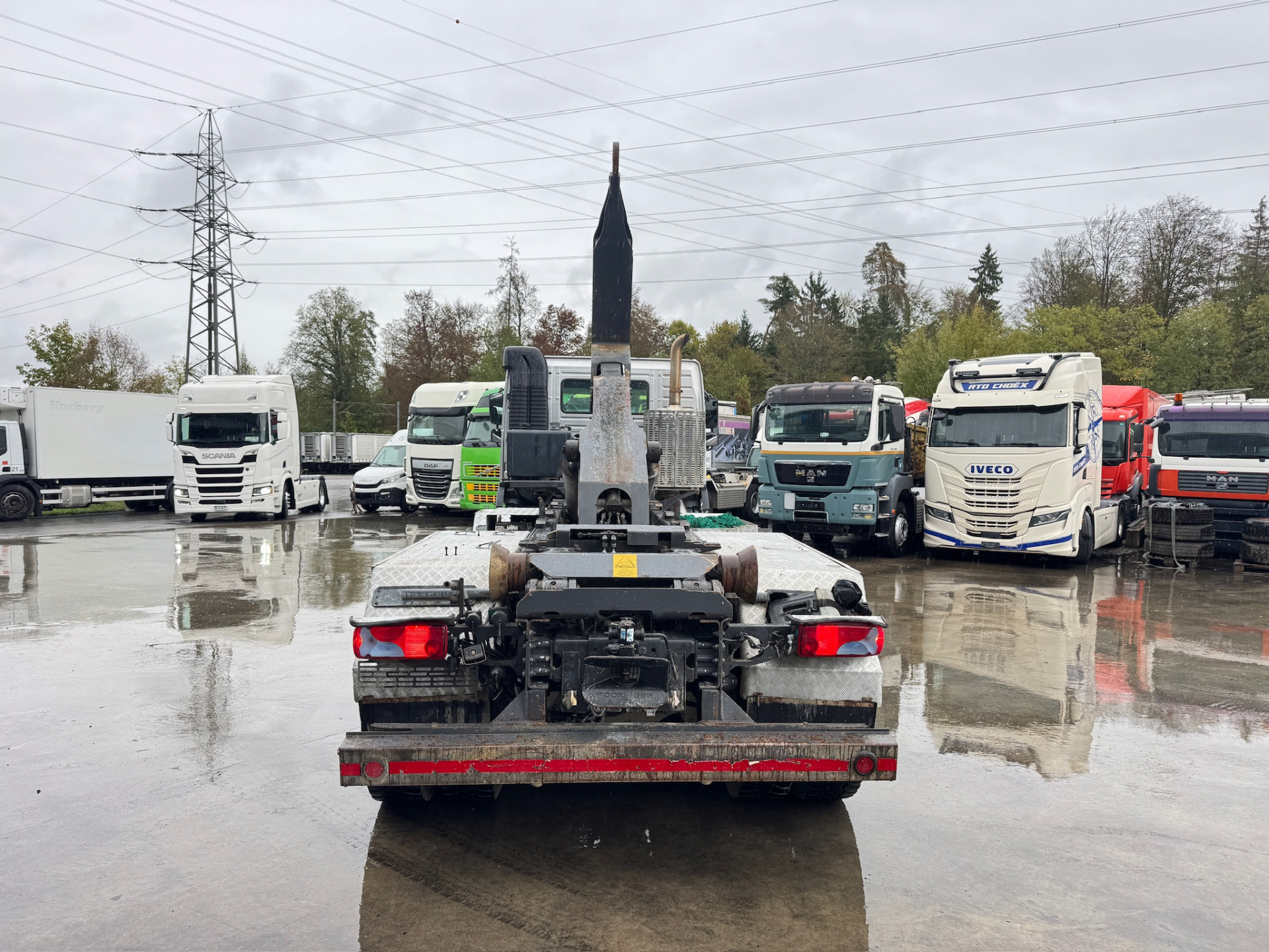 VOLVO - FMX-460 8x4 UT26
