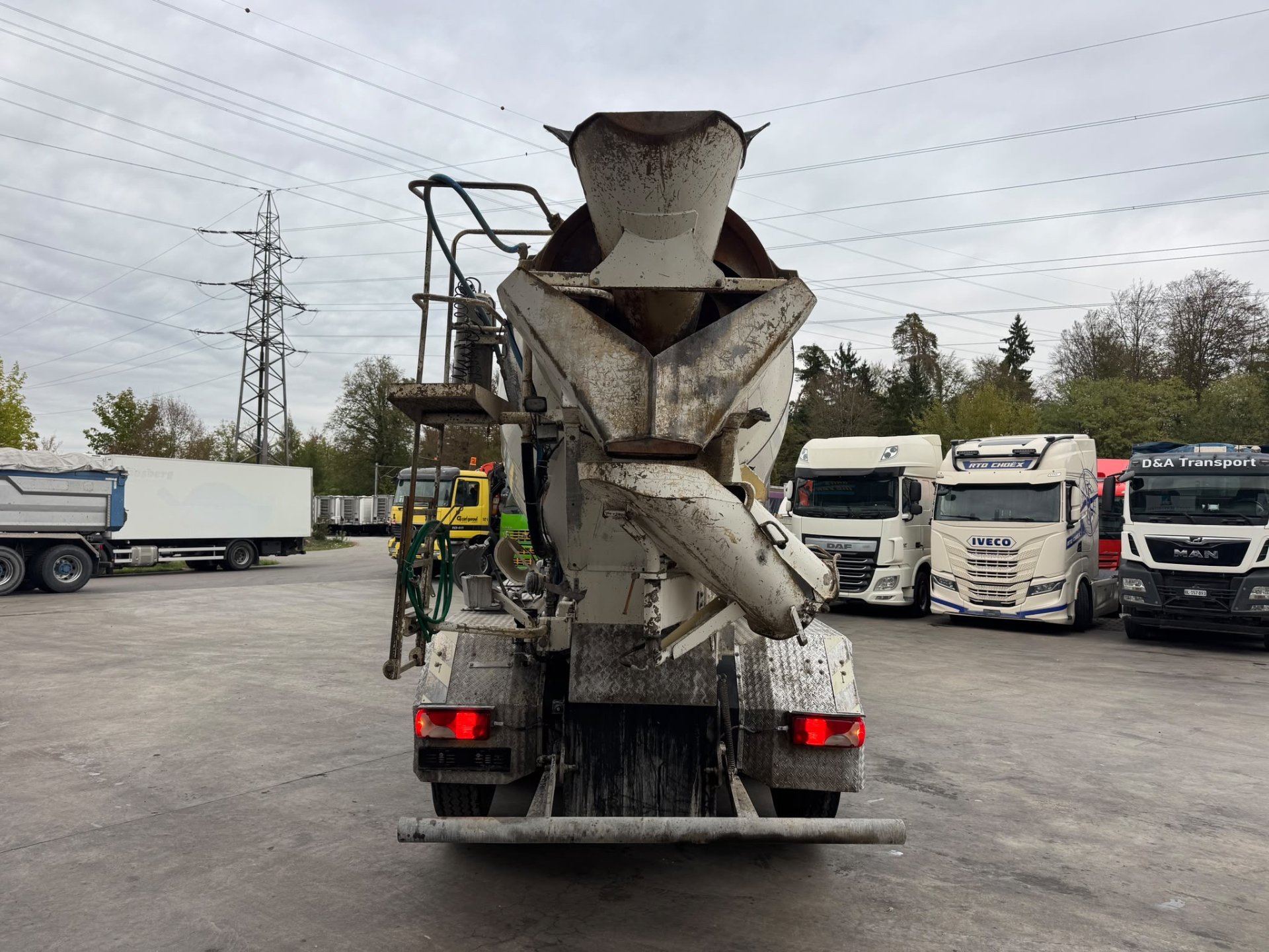SCANIA - G490 10x4