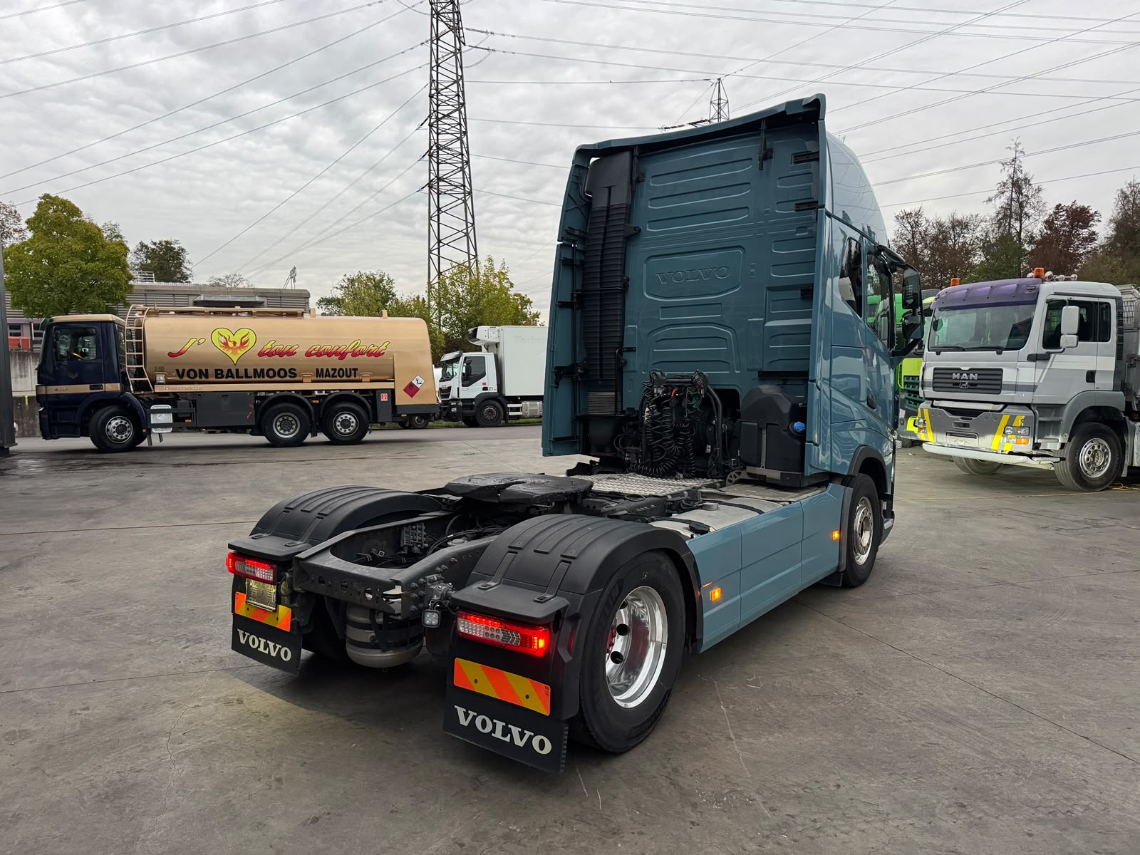 VOLVO - FH16-750 4x2