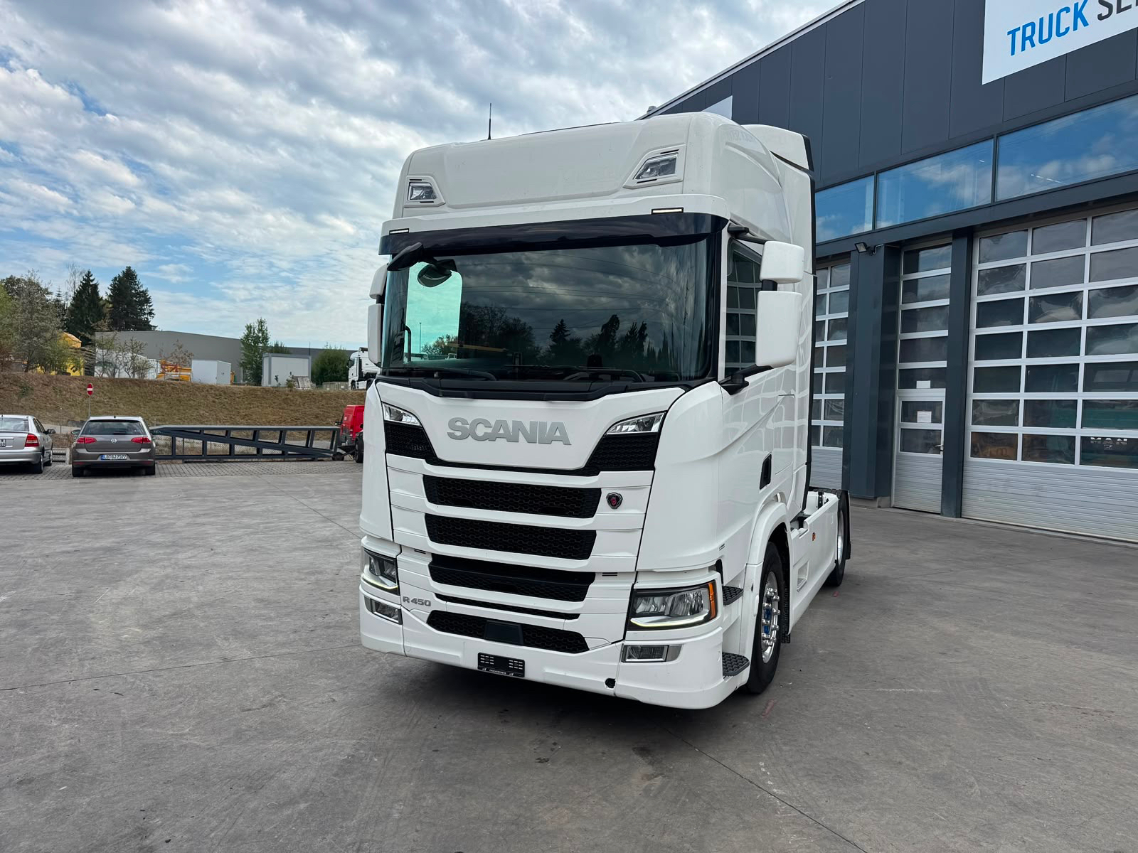 SCANIA - R450 4x2