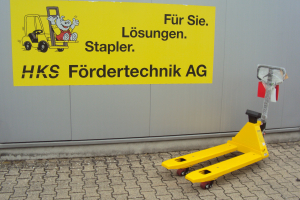 1100-warehouse-transporter-hyster_209270.jpg