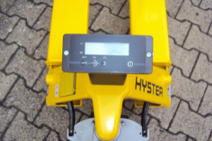 1100-warehouse-transporter-hyster_209273.jpg