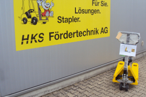 1100-warehouse-transporter-hyster_210770.jpg