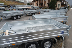 anhaenger_-__3-sks_3100_17_3_500kg_mit_bordwandaufsatz_-_saris_228581.jpg