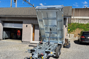 anhaenger_-__3-sks_3100_17_3_500kg_mit_bordwandaufsatz_-_saris_228586.jpg