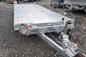 anhaenger_-__carkeeper_5820___3_mittig_alu_-_temared_174912.jpg
