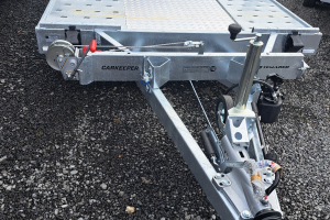 anhaenger_-__carkeeper_5820___3_mittig_alu_-_temared_174914.jpg