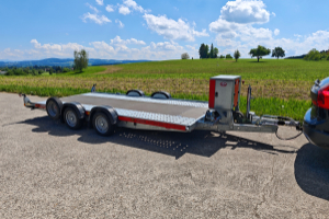 anhaenger_-_a-transporter_125-2324_-_brian_james_trailers_300126.jpg