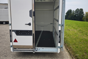 anhaenger_-_box-van_600_3_00mx1_60m_-_brian_james_trailers_300719.jpg