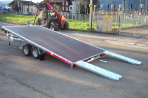 anhaenger_-_carkeeper_4020_p_3000kg_mit_holzboden_-_temared_165571.jpg