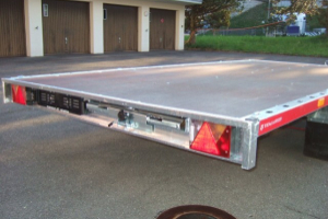 anhaenger_-_carkeeper_4020_p_3000kg_mit_holzboden_-_temared_165576.jpg