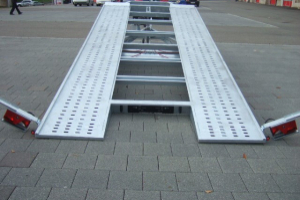 anhaenger_-_carkeeper__4820_2__2700_kg_kippbar_-_temared_165464.jpg