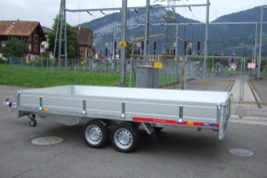 anhaenger_-_carplatform_4120_3_500kg_holzboden_und_bordwaende_-_temared_164553.jpg