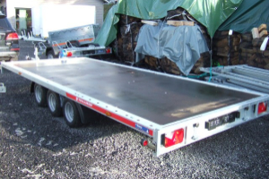 anhaenger_-_carplatform_5121_3_500kg_mit_holzboden_und_bordwaende_-_temared_181561.jpg