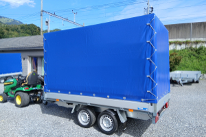 anhaenger_-_condor_2_2_700kg_mit_blachenaufbau_mit_1_80m_-_blyss_252448.jpg