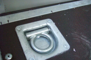 anhaenger_-_condor_2_2_700kg_mit_gitteraufsatz_-_blyss_160069.jpg