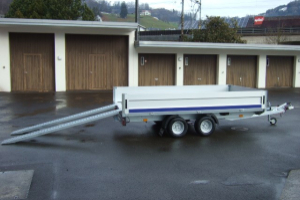 anhaenger_-_condor_2_2_700kg_niederfahrwerk_und_rampenschacht_-_blyss_159984.jpg