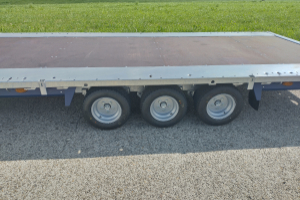 anhaenger_-_connect_476-5522-35-3-10_-_brian_james_trailers_302286.jpg