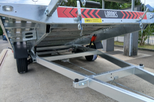 anhaenger_-_pli_30_-_4521_mittig_riffelblech_-_lorries_296259.jpg