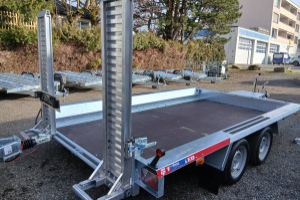 anhaenger_-_temared_builder_3518_2__3_500kg_baumaschinentransporter_einzel_rampe__-_temared_215371.jpg
