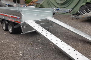 anhaenger_-_tipper_rueckwaertskipper_3_000kg_mit_stahlwaenden_-_temared_196047.jpg