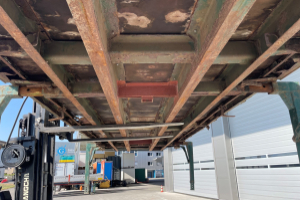 aufbau___kran___mulde___container_-_krone_wechselbruecke_715_250_-_baumann_300125.jpg
