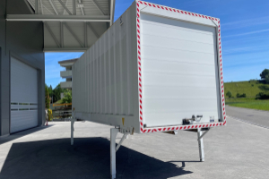 aufbau___kran___mulde___container_-_wechselkoffer_745_255_-_baumann_294383.jpg