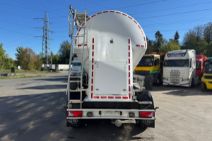 auflieger_-_cementsilo_37m3__-_feldbinder_303310.jpg