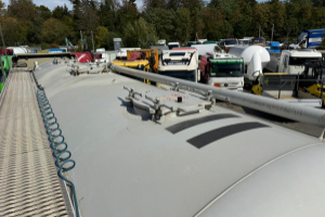 auflieger_-_cementsilo_feldbinder_37m3_mit_lenkachse_-_feldbinder_303286.jpg