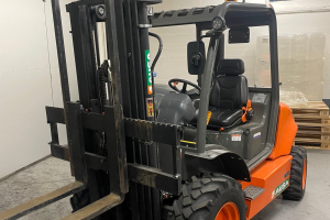 ausa-c150hx2-4x2-rough-terrain-forklift-truck-others_199782.jpg