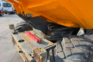 baumaschine_-_2060_4x4__-_bergmann_300821.jpg