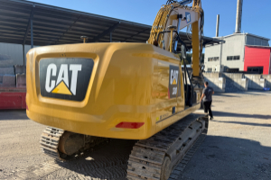 baumaschine_-_330_ng_gps_oilquick_oq80_-_caterpillar_307233.jpg