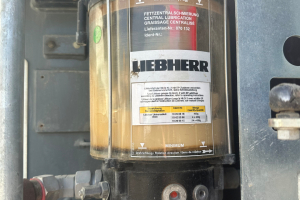 baumaschine_-_a914_compact_-_liebherr_290647.jpg
