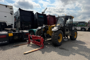 baumaschine_-_cat_407_c__-_caterpillar_300998.jpg