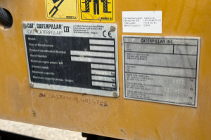 baumaschine_-_cat_407_c__-_caterpillar_301003.jpg