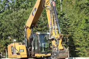 Construction machinery - CATERPILLAR - CAT MH 3024