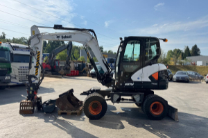 baumaschine_-_e57w_sws_greifer_und_3x_schaufeln_-_bobcat_295195.jpg