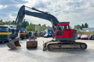baumaschine_-_ecr235_oilquick_3x_schaufeln_-_volvo_297039.jpg