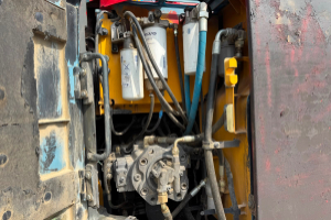 baumaschine_-_ecr235_oilquick_3x_schaufeln_-_volvo_297043.jpg