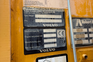 baumaschine_-_l250g_-_volvo_281472.jpg