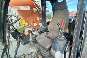 baumaschine_-_sk200-8_-_kobelco_296076.jpg