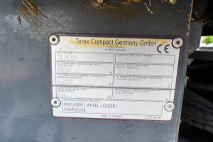 baumaschine_-_tl100_schaufel_und_gabeln_-_terex_295343.jpg