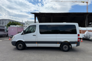 bus___car___reisebus_-_sprinter_316_cdi_schulbus_-_mercedes_298695.jpg