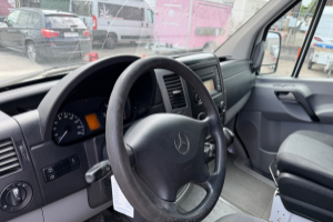 bus___car___reisebus_-_sprinter_316_cdi_schulbus_-_mercedes_298703.jpg