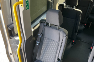 bus___car___reisebus_-_transit_460_l4h3_rwd_a_18-sitzer_mit_standheizung_und_rueckfahrkamera_-_ford_280920.jpg