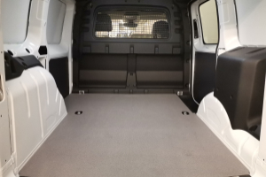 caddy-kaw-15-tsi-ehybrid-entry-dsg-panel-van-vw_292295.jpg