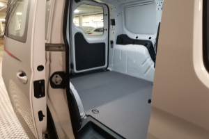 caddy-kaw-15-tsi-ehybrid-entry-dsg-panel-van-vw_292296.jpg