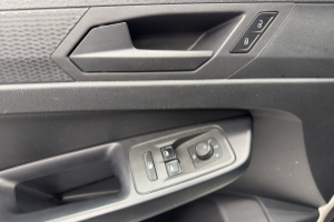 caddy-kaw-20-tdi-75-bluemt-entry-panel-van-vw_292696.jpg